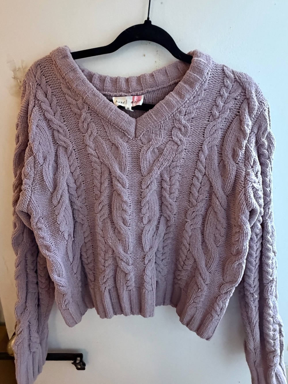 Cable-Knit V-Neck Sweater in Lavender - Unbranded